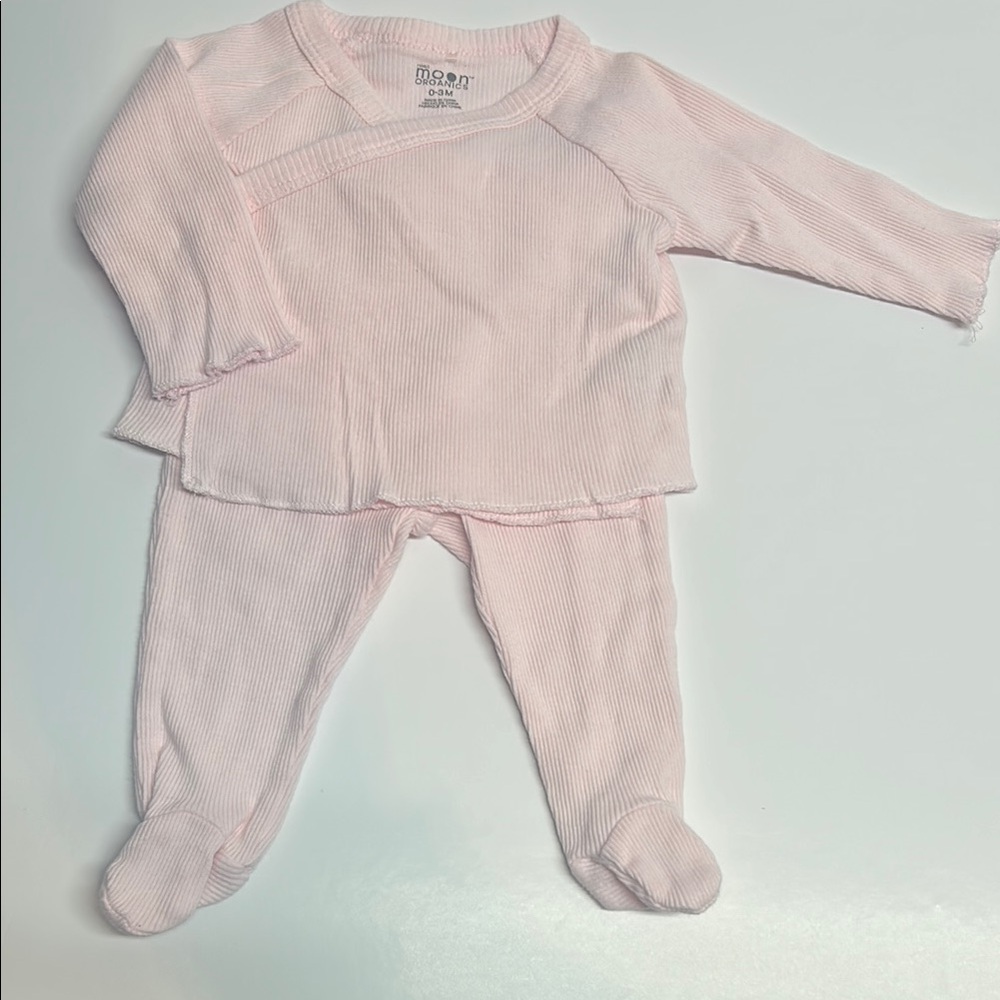 Pale Pink Matching Set with Long Sleeves and Footed Pants